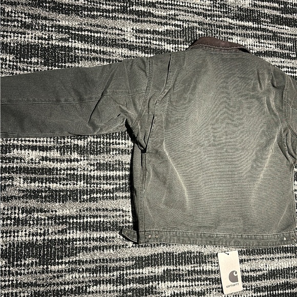 Carhart jacket - Picture 10 of 10